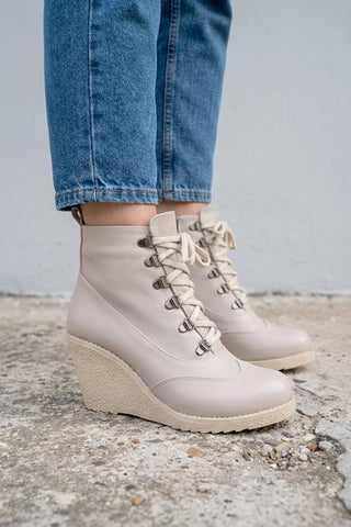 Kadın Dolgu Taban Fermuarlı Günlük Bot Matei