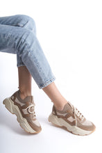 Görseli Galeri görüntüleyiciye yükleyin, Alexia Kadın Sneaker Yüksek Taban Bağcıklı Triko spor Ayakkabı
