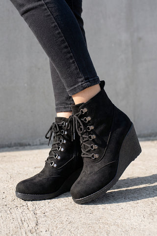 Kadın Dolgu Taban Fermuarlı Günlük Bot Matei