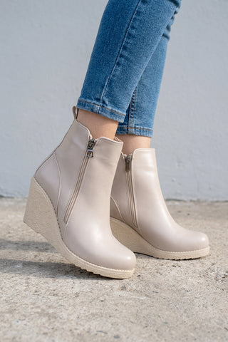 Kadın Dolgu Topuk Fermuarlı Günlük Bot Sandis