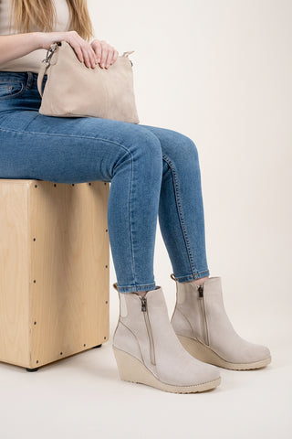 Kadın Dolgu Topuk Fermuarlı Günlük Bot Sandis