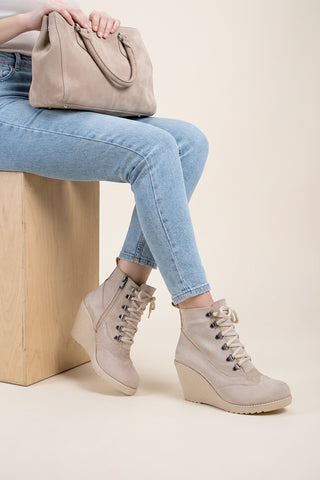 Kadın Dolgu Taban Fermuarlı Günlük Bot Matei